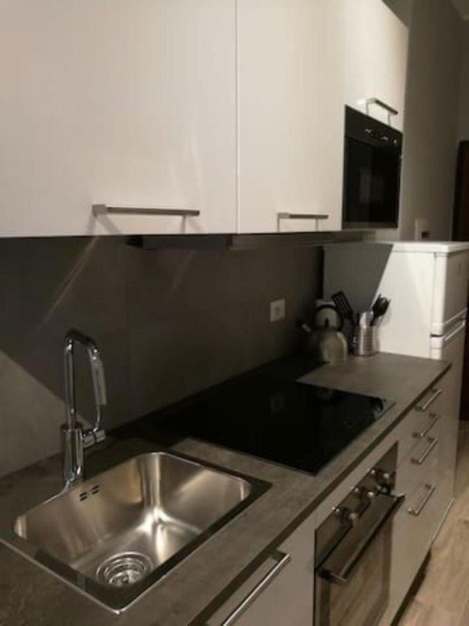 Appartamento Con Grande Terrazzo In Via Lomellina - Lome 527 Milano Dış mekan fotoğraf
